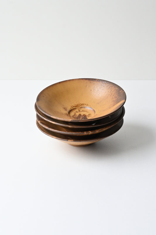 shallow mini bowl / yellow brown