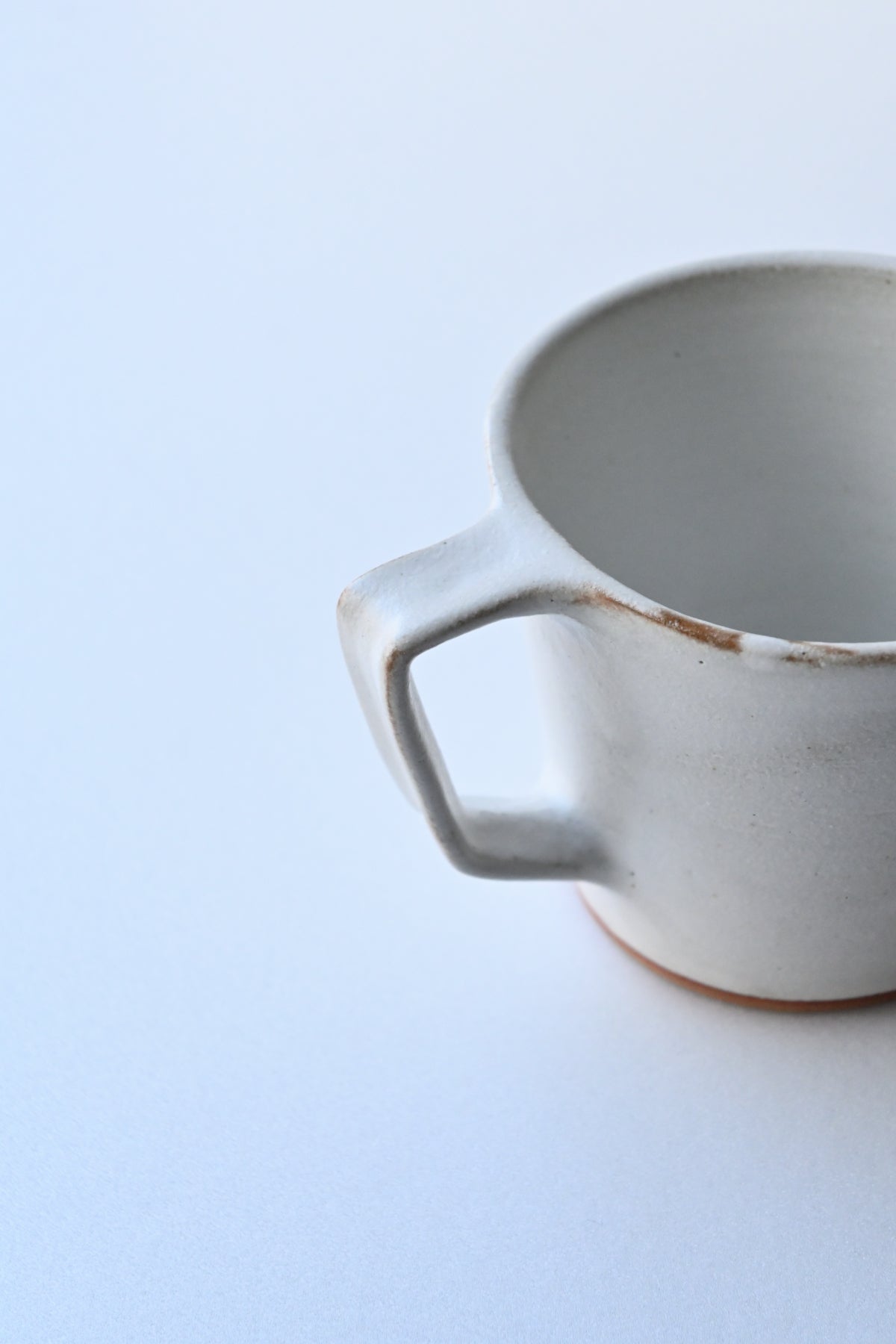 mug N / natural white