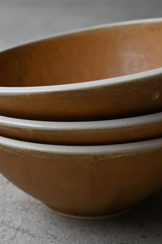 deep bowl/ yellow brown