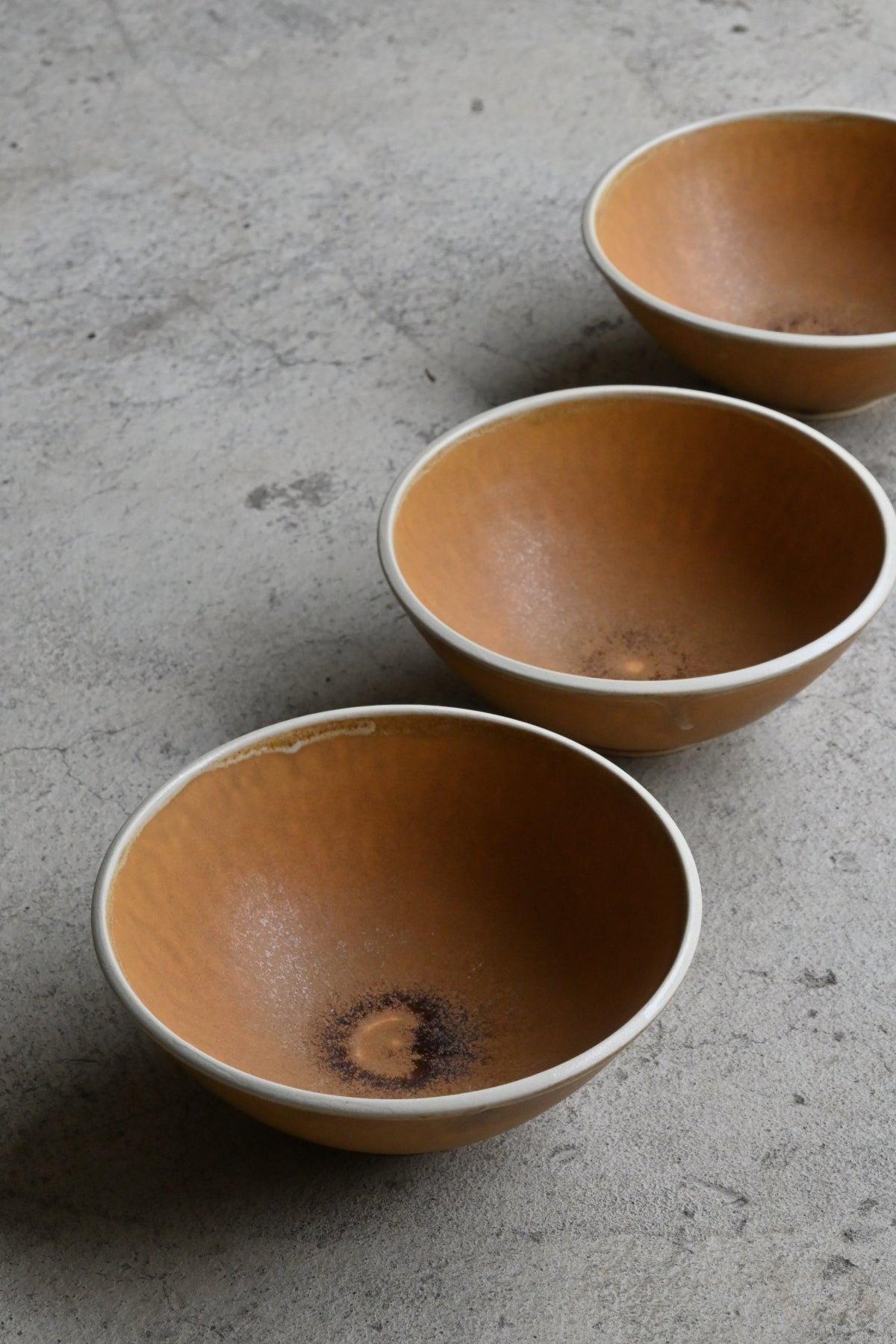 deep bowl/ yellow brown