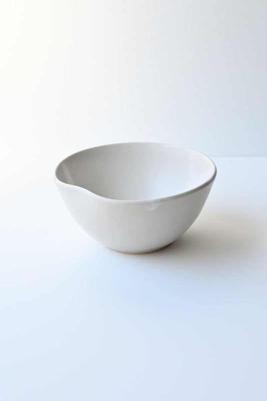 accent bowl/ white