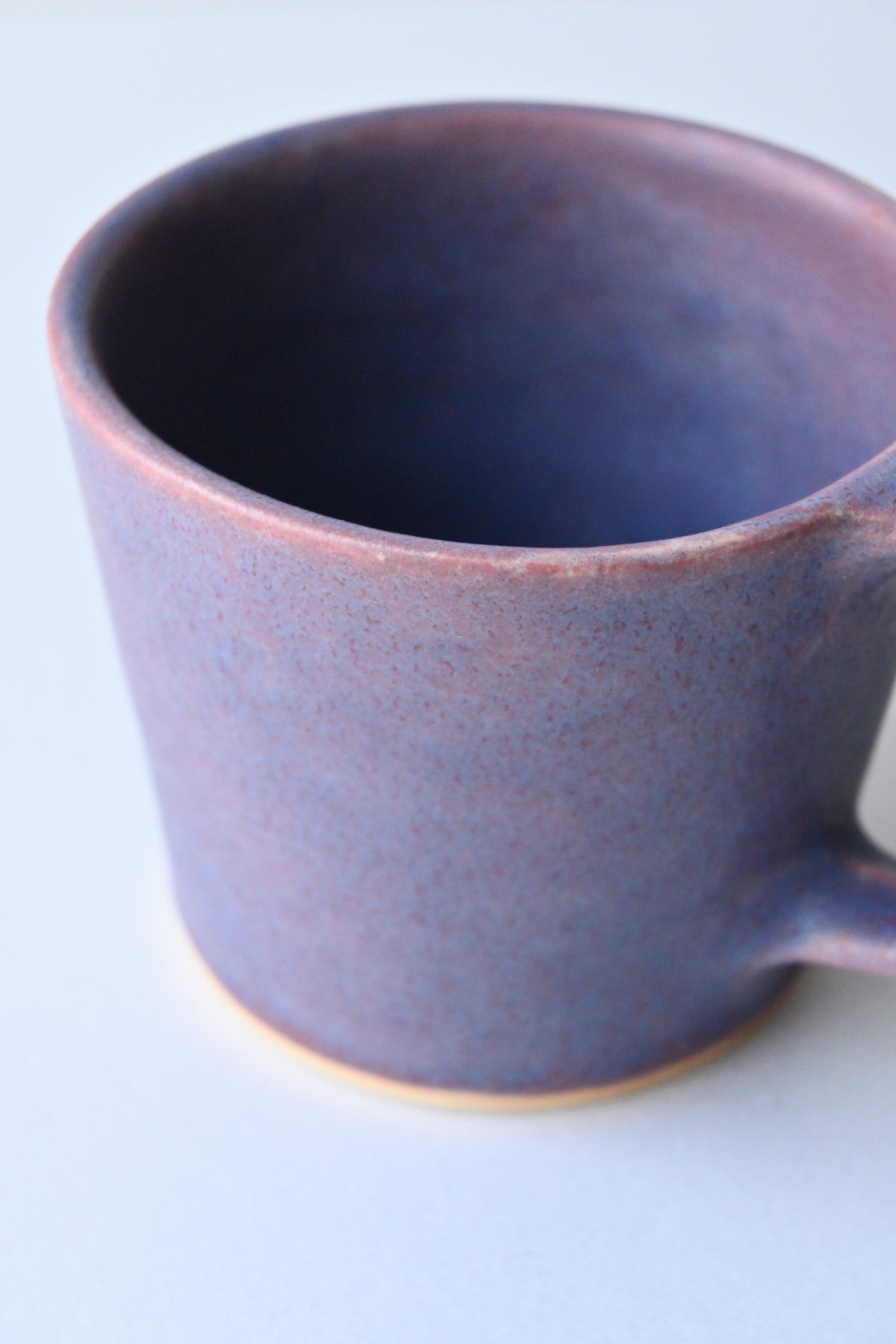 mug N / purple