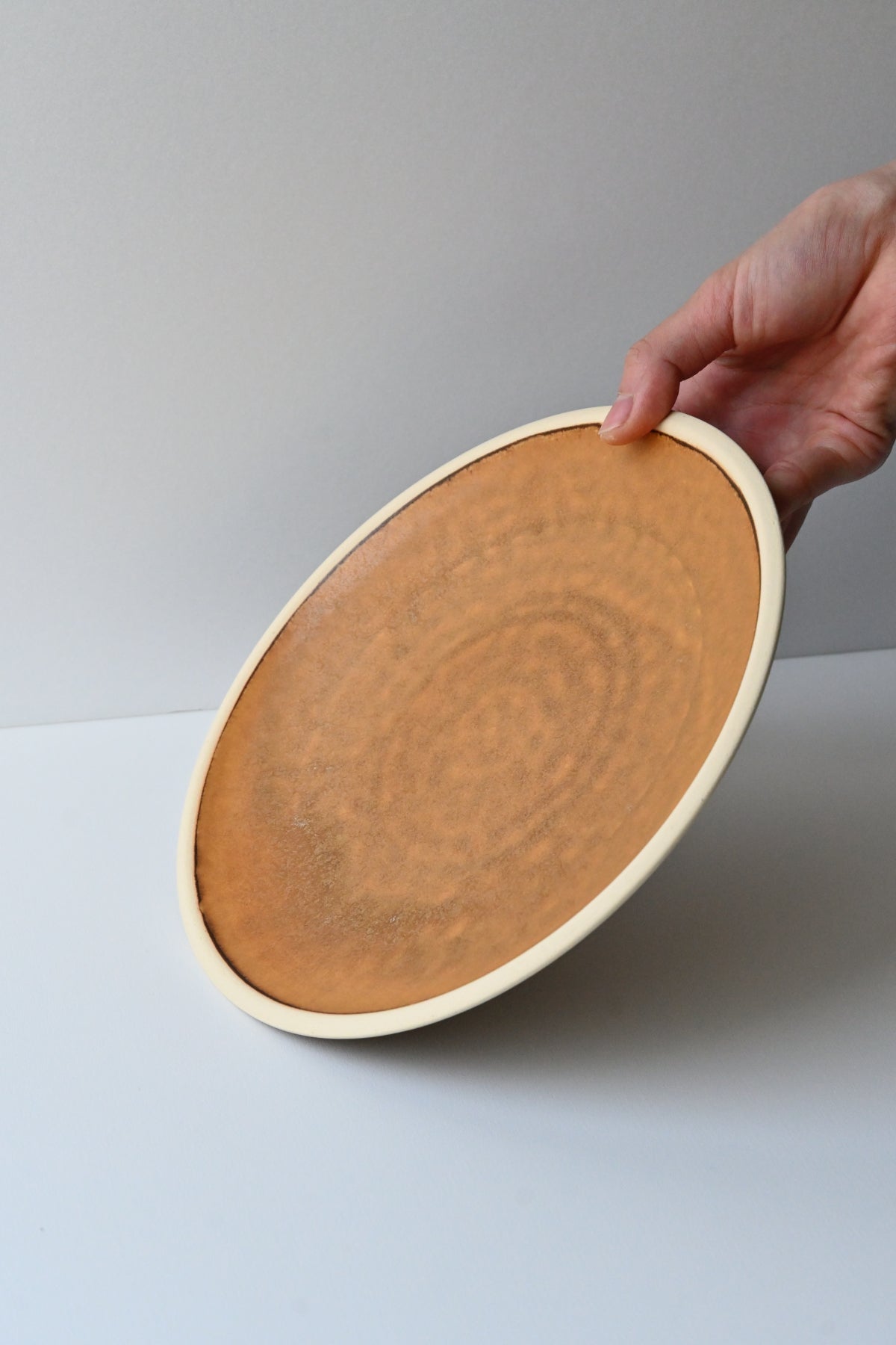 round plate / 2622805yellowbrown