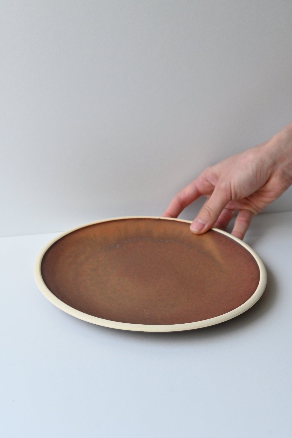 round plate / 2622804redbrown