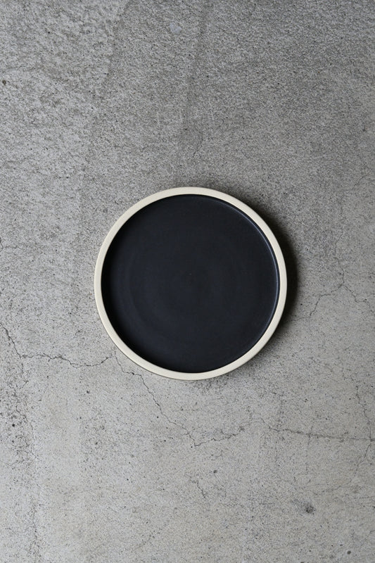 Flat plate / tarte size M / matt black