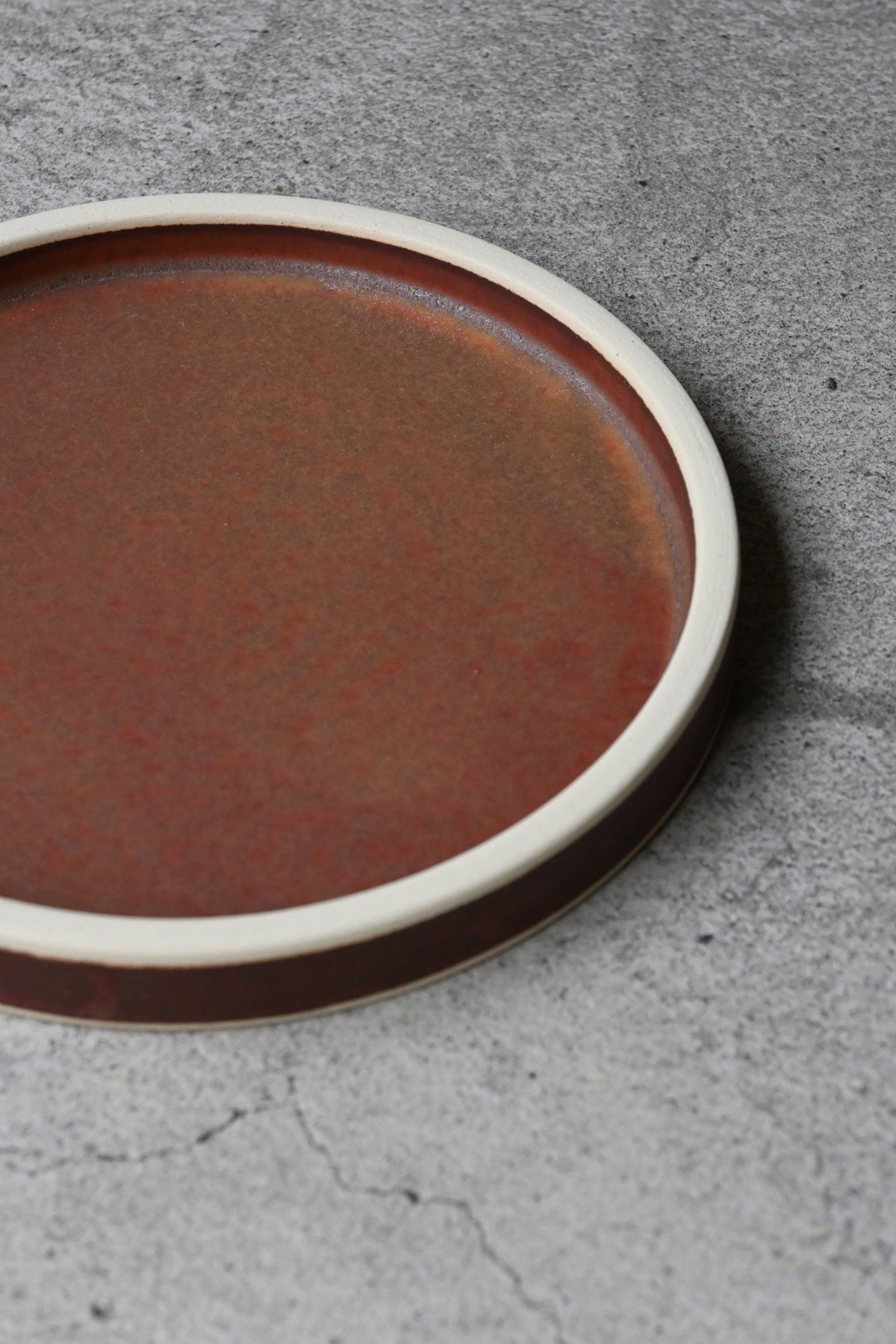 Flat plate / tarte size M / red brown