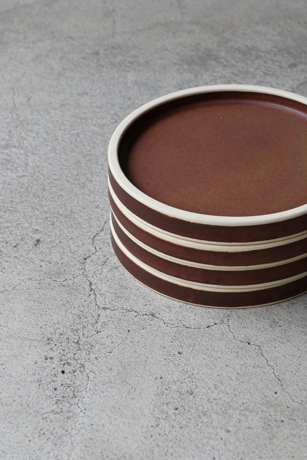 Flat plate / tarte size M / red brown