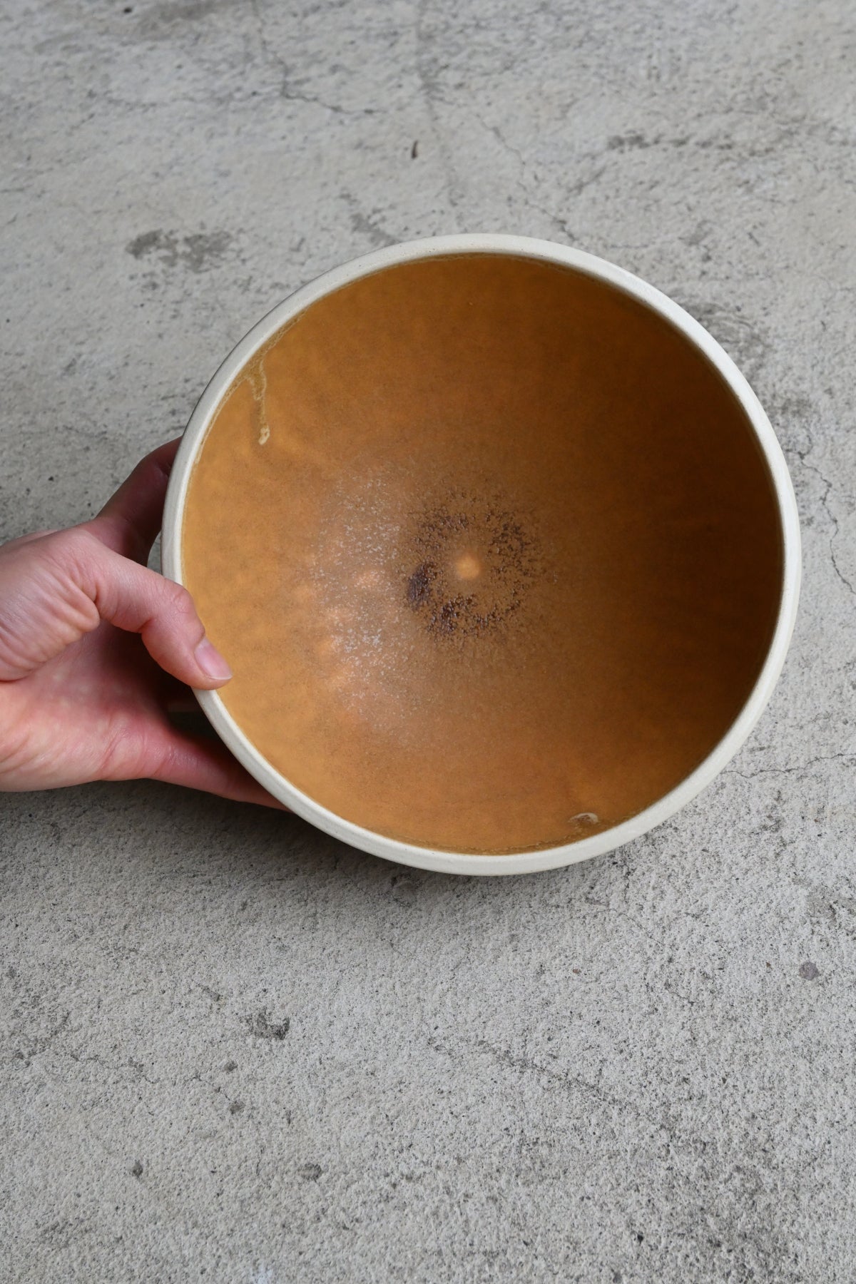 deep bowl/ yellow brown